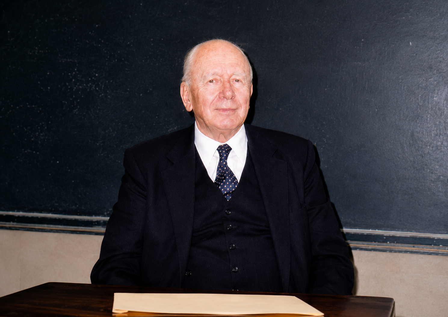 Emilio Komar